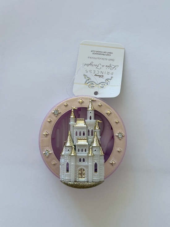 Bath & Body Works Other - Bath & Body Works Disney Castle Car Fragrance Vent/Visor Clip NWT